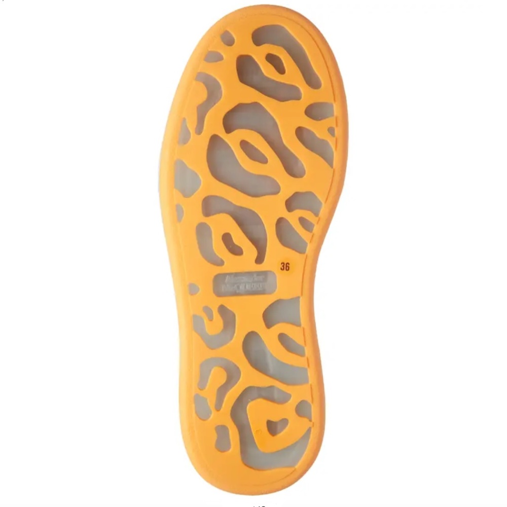 NIB $750 Alexander McQueen Bubble Sole Platform Sneaker (Women)  6.5US / 36.5EU! - Picture 6 of 6